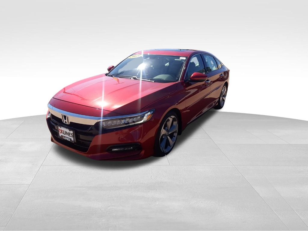 2018 Honda Accord Touring 2.0T photo 3