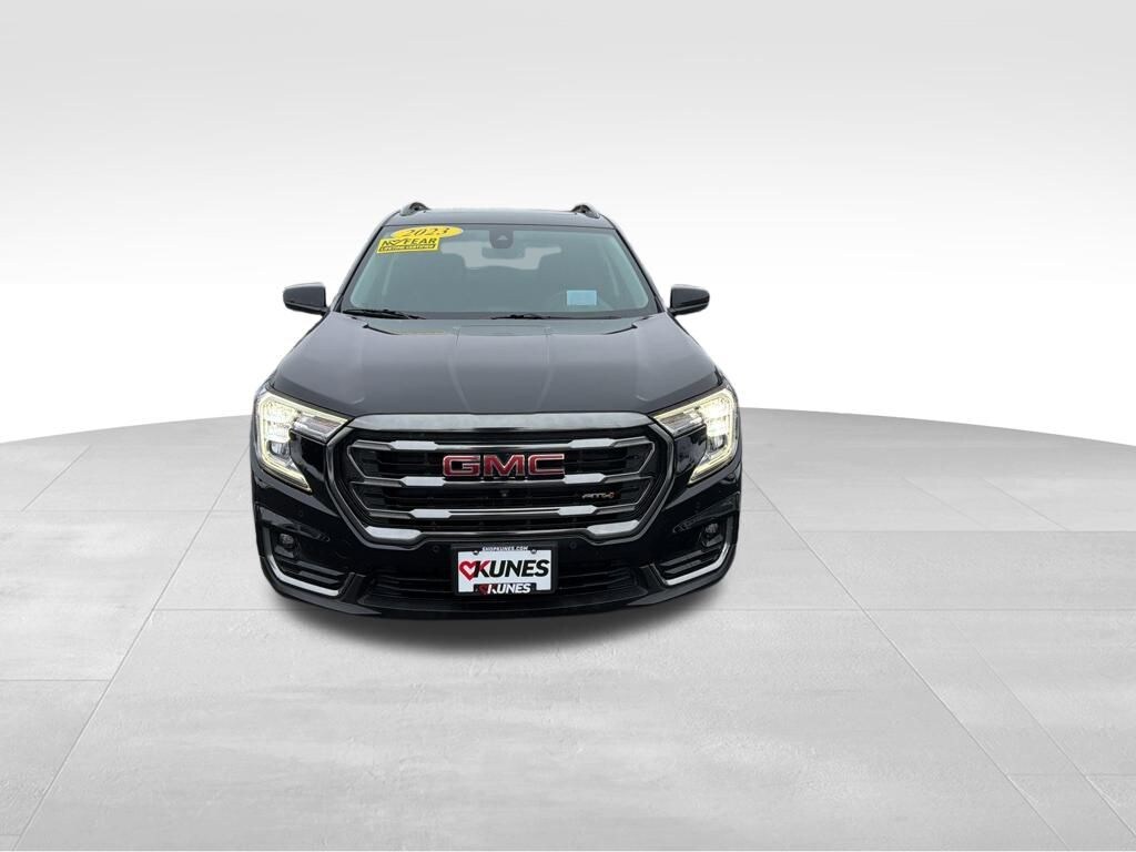 Used 2023 GMC Terrain AT4 SUV