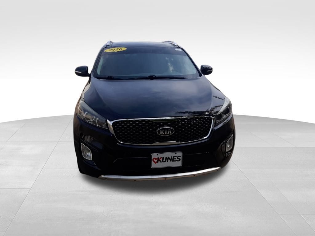 2016 Kia Sorento SX photo 2
