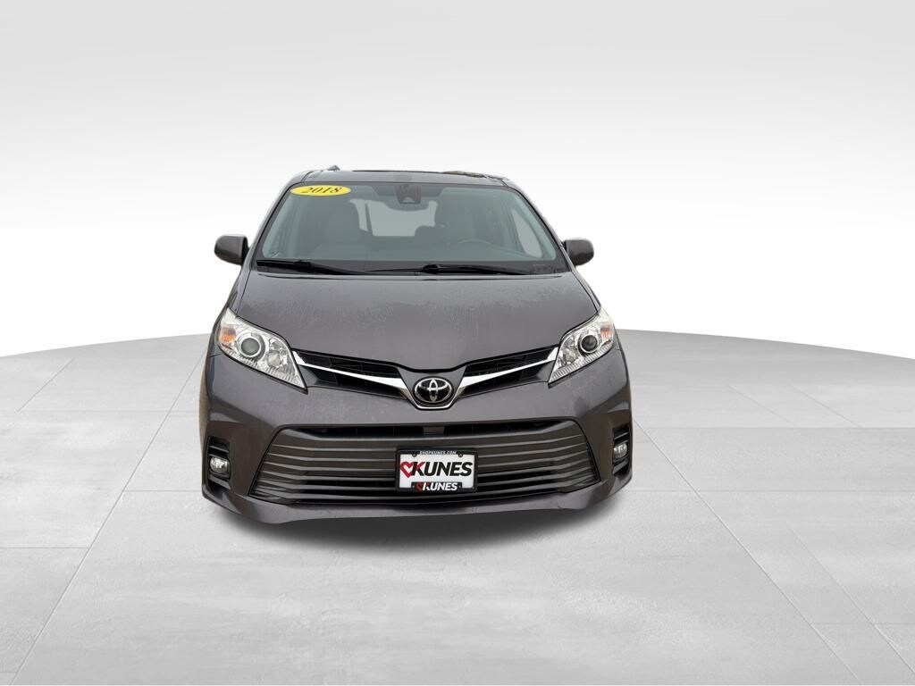 Used 2018 Toyota Sienna L Minivan/Van