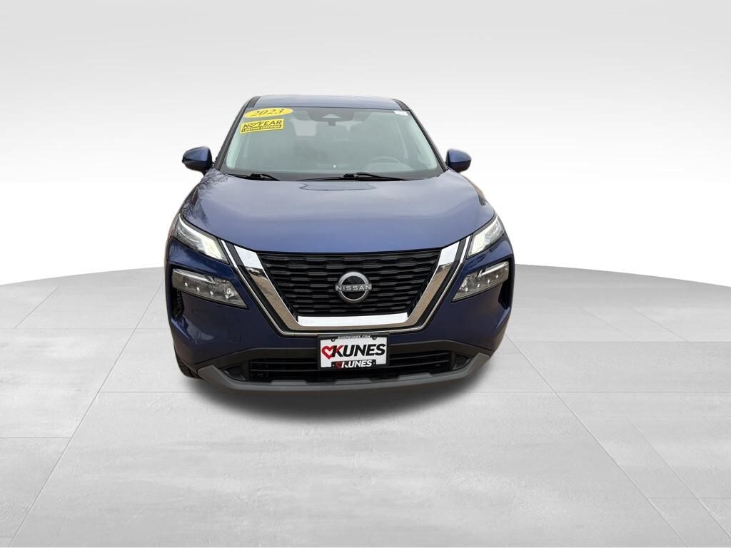 Used 2023 Nissan Rogue SV SUV