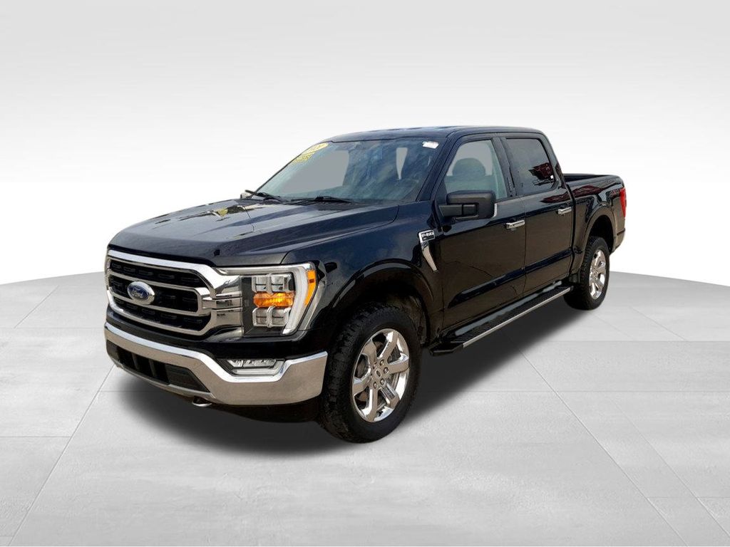 2021 Ford F-150 XLT photo 2