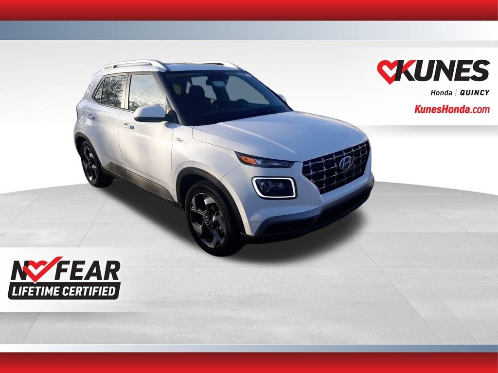 Used 2024 Hyundai Venue Limited SUV
