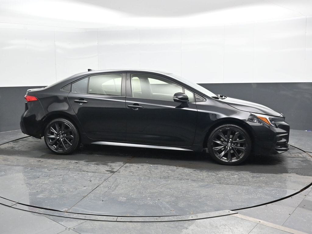 Used 2024 Toyota Corolla SE w/Premium Pkg Sedan
