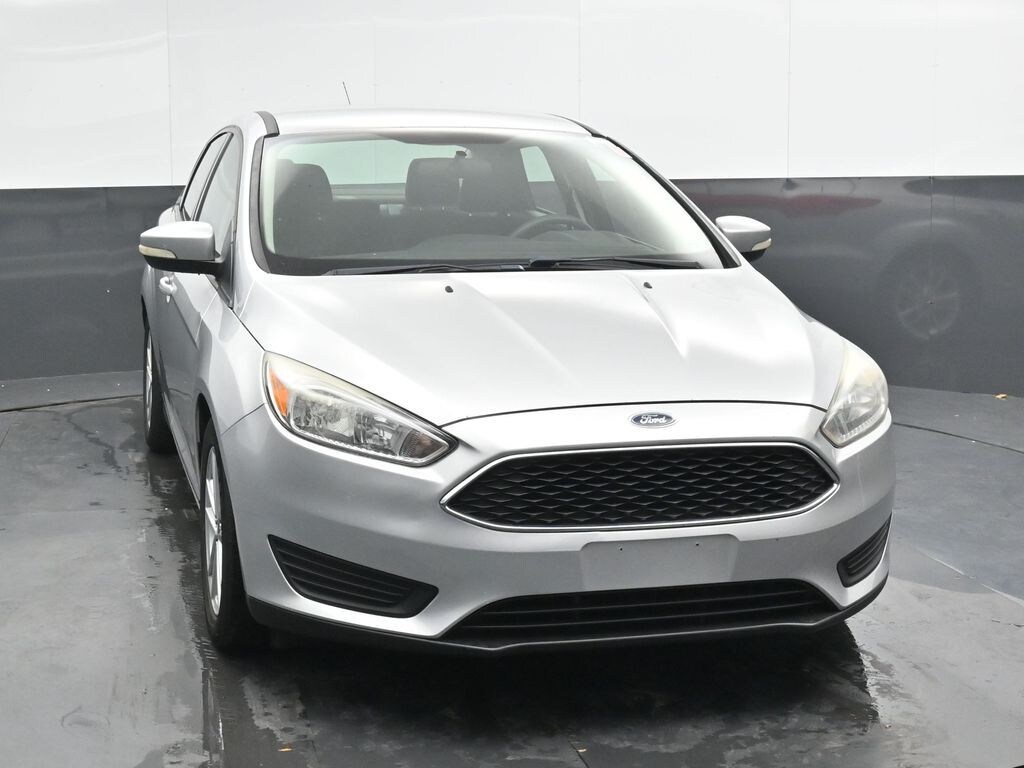 Used 2016 Ford Focus SE Sedan