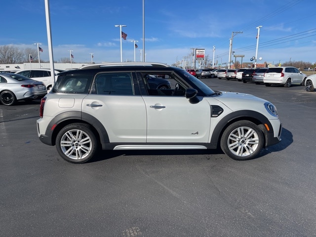 Used 2022 MINI Countryman Oxford Edition with VIN WMZ43BR0XN3N50495 for sale in Sycamore, IL