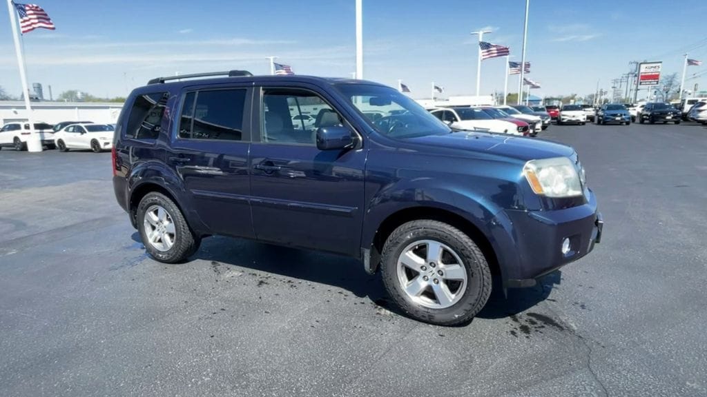 Used 2010 Honda Pilot EX-L with VIN 5FNYF4H55AB017680 for sale in Sycamore, IL