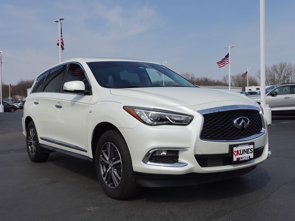 Used 2018 INFINITI QX60 Base with VIN 5N1DL0MM3JC525281 for sale in Sycamore, IL