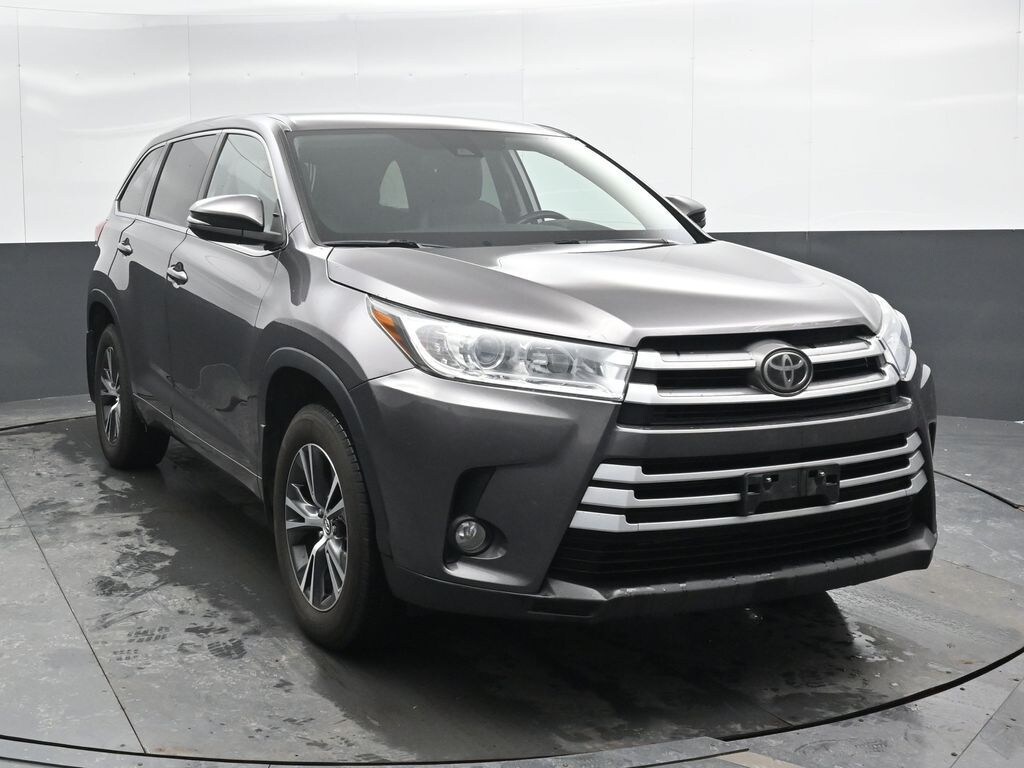 Used 2018 Toyota Highlander LE Plus AWD SUV