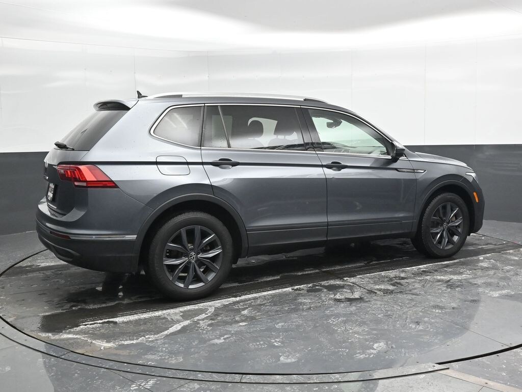Used 2022 Volkswagen Tiguan 2.0T SE w/Panoramic Roof SUV