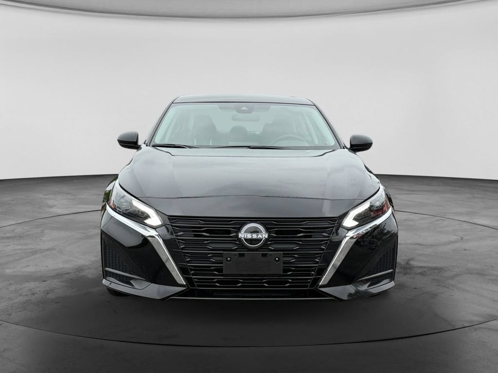 Used 2025 Nissan Altima SV