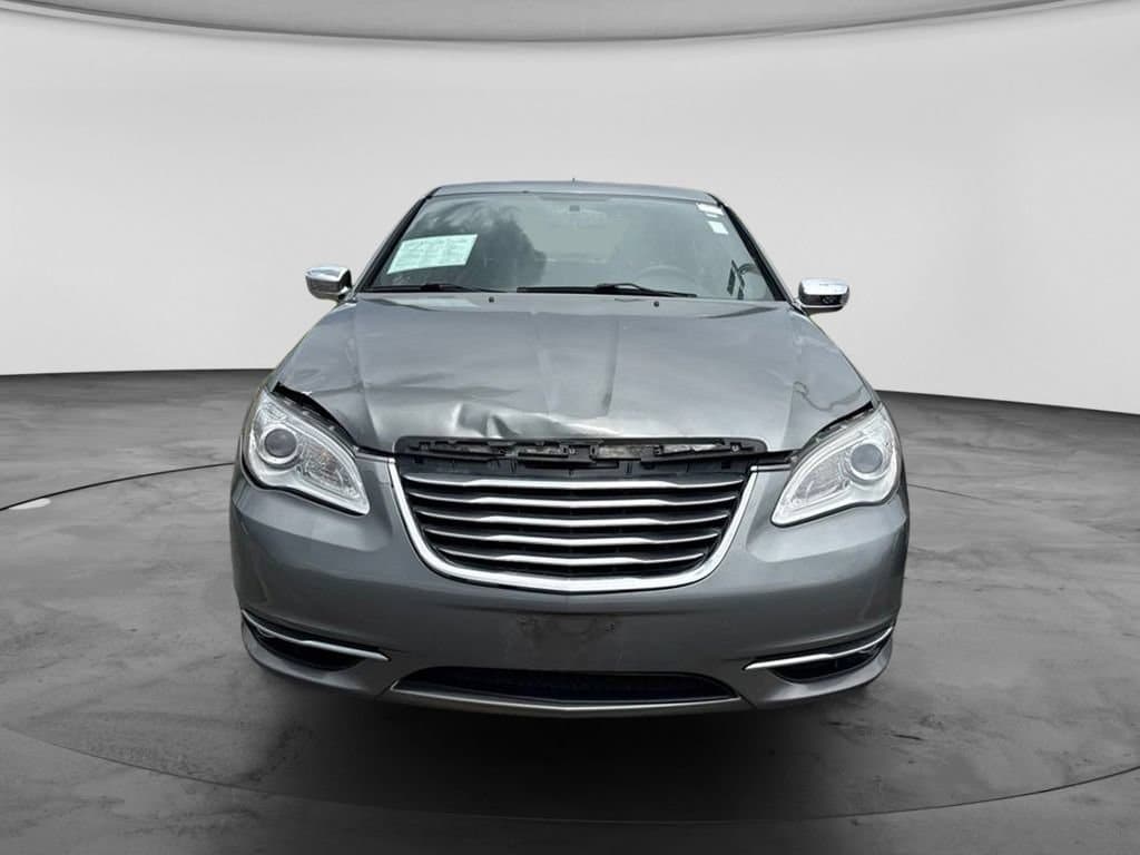 Used 2013 Chrysler 200 Limited