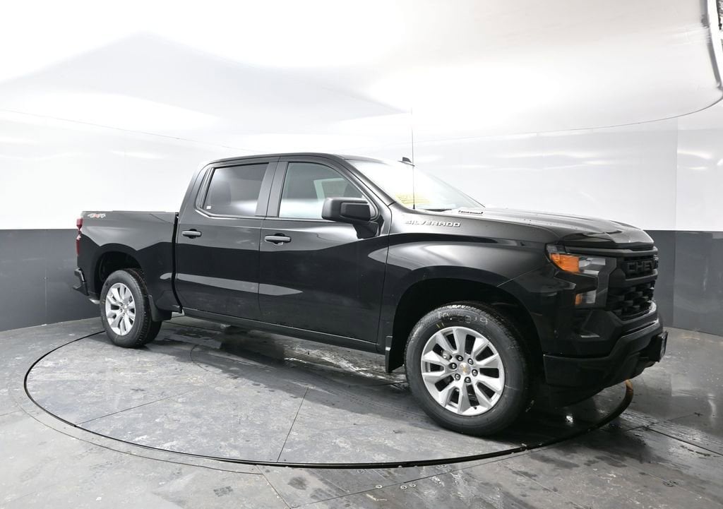 New 2026 Chevrolet Silverado 1500 Custom Truck