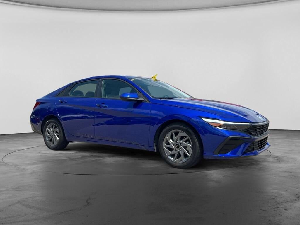 Used 2024 Hyundai Elantra SEL