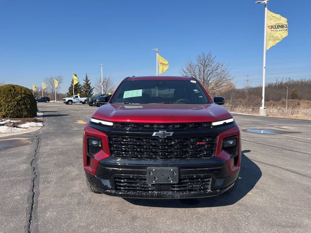 Used 2024 Chevrolet Traverse RS SUV