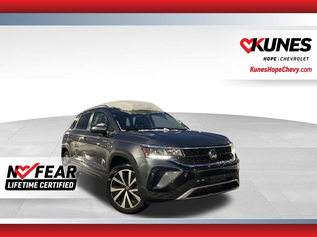 Used 2024 Volkswagen Taos SE