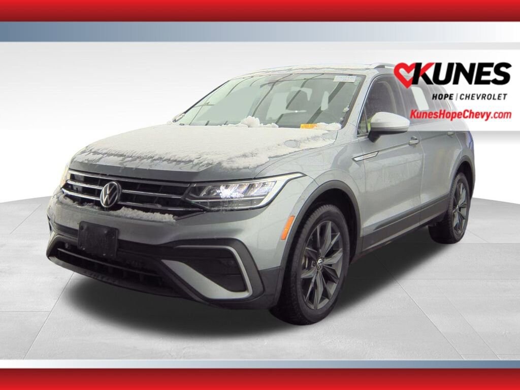 Used 2023 Volkswagen Tiguan SE