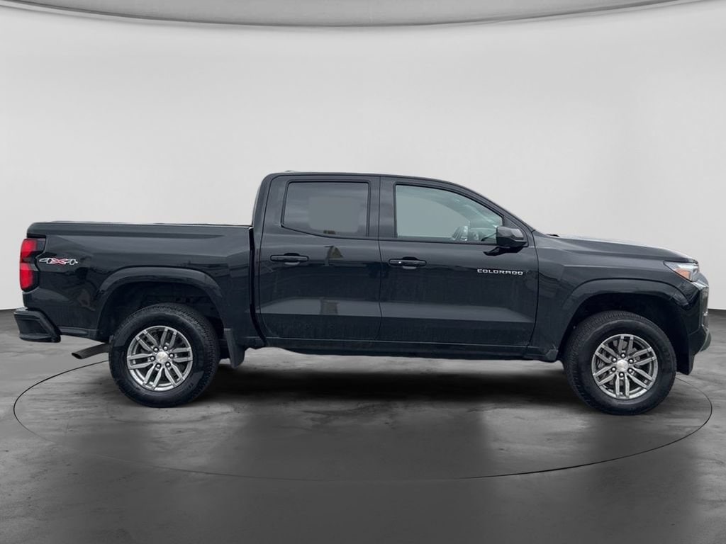 New 2025 Chevrolet Colorado WT/LT Truck