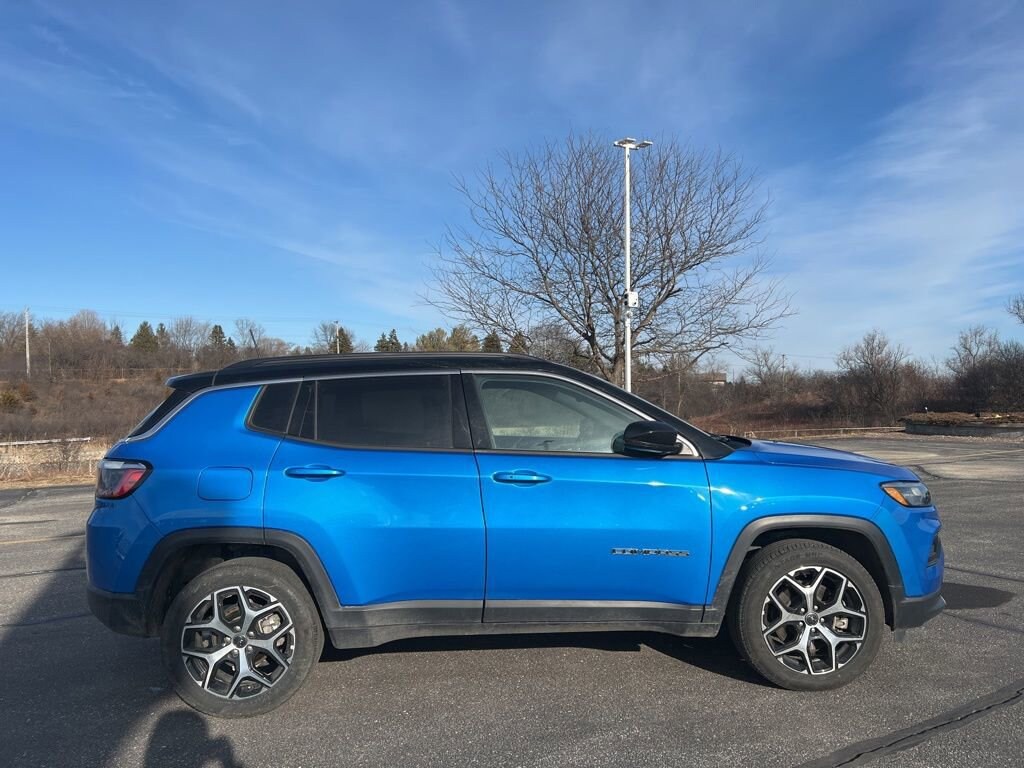 Used 2025 Jeep Compass Limited