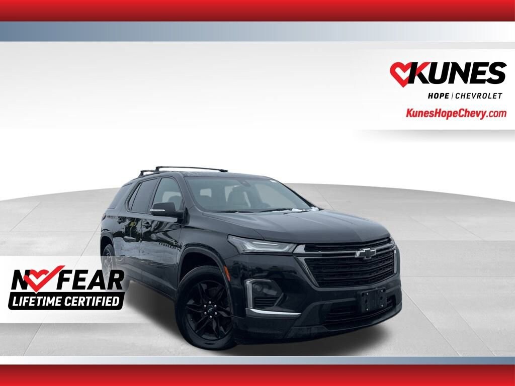 Used 2023 Chevrolet Traverse LS SUV