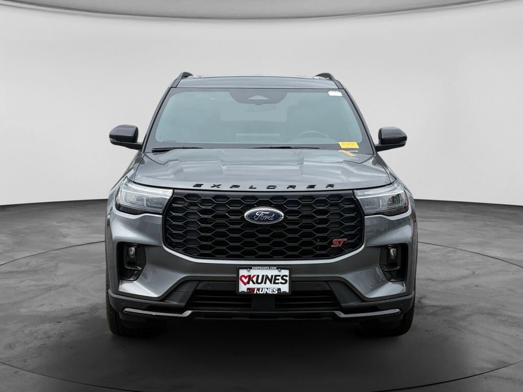 Used 2025 Ford Explorer ST