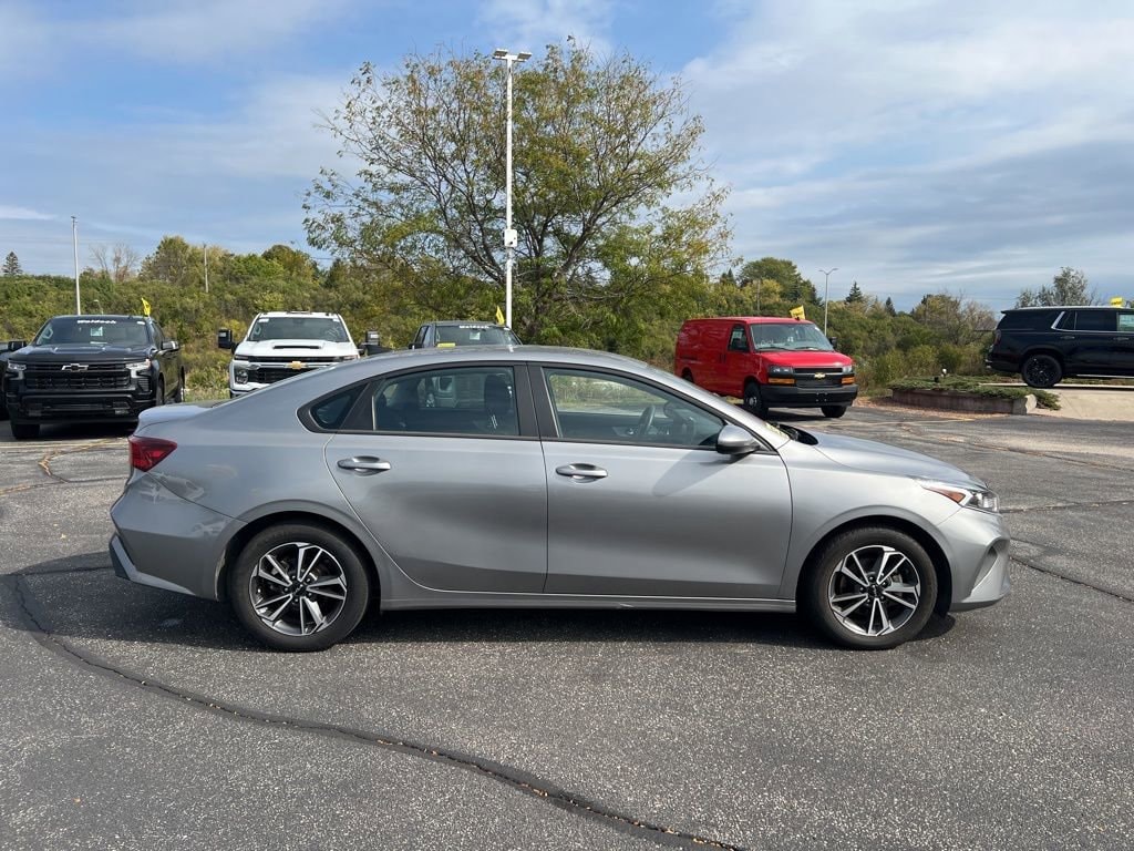 Used 2023 Kia Forte LXS