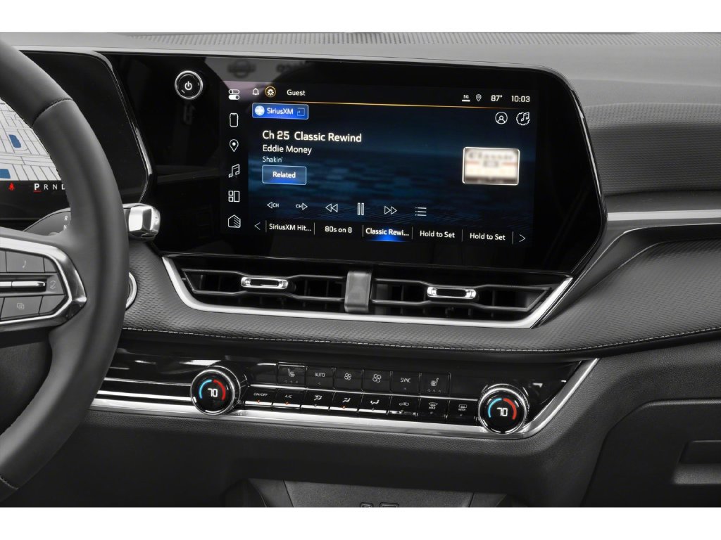 2027 Chevrolet Equinox LT - Photo 7