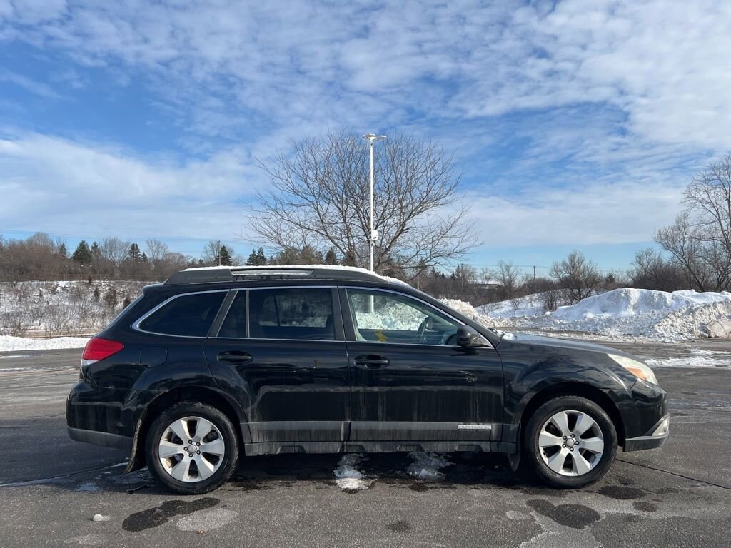 Used 2010 Subaru Outback Ltd Pwr Moon
