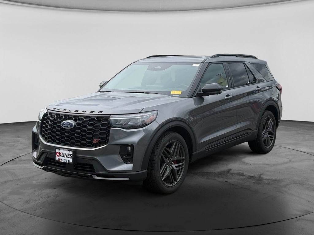 Used 2025 Ford Explorer ST