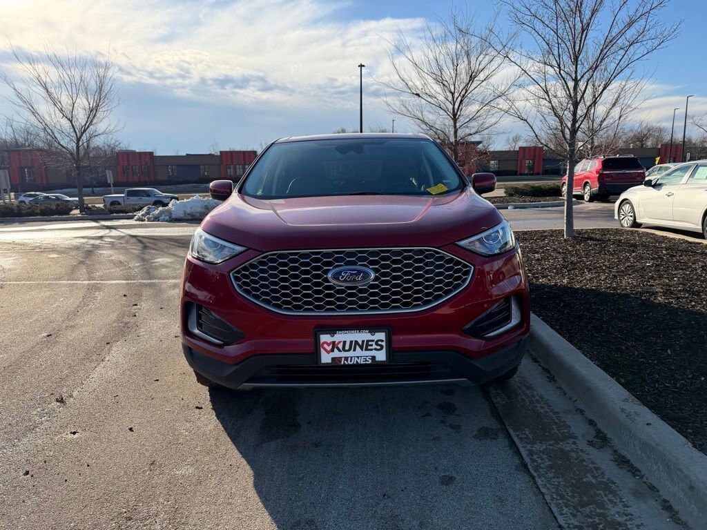 Used 2024 Ford Edge SEL