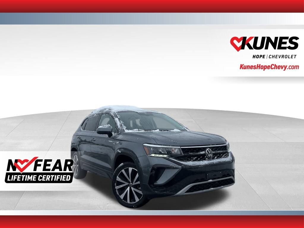 Used 2024 Volkswagen Taos SE