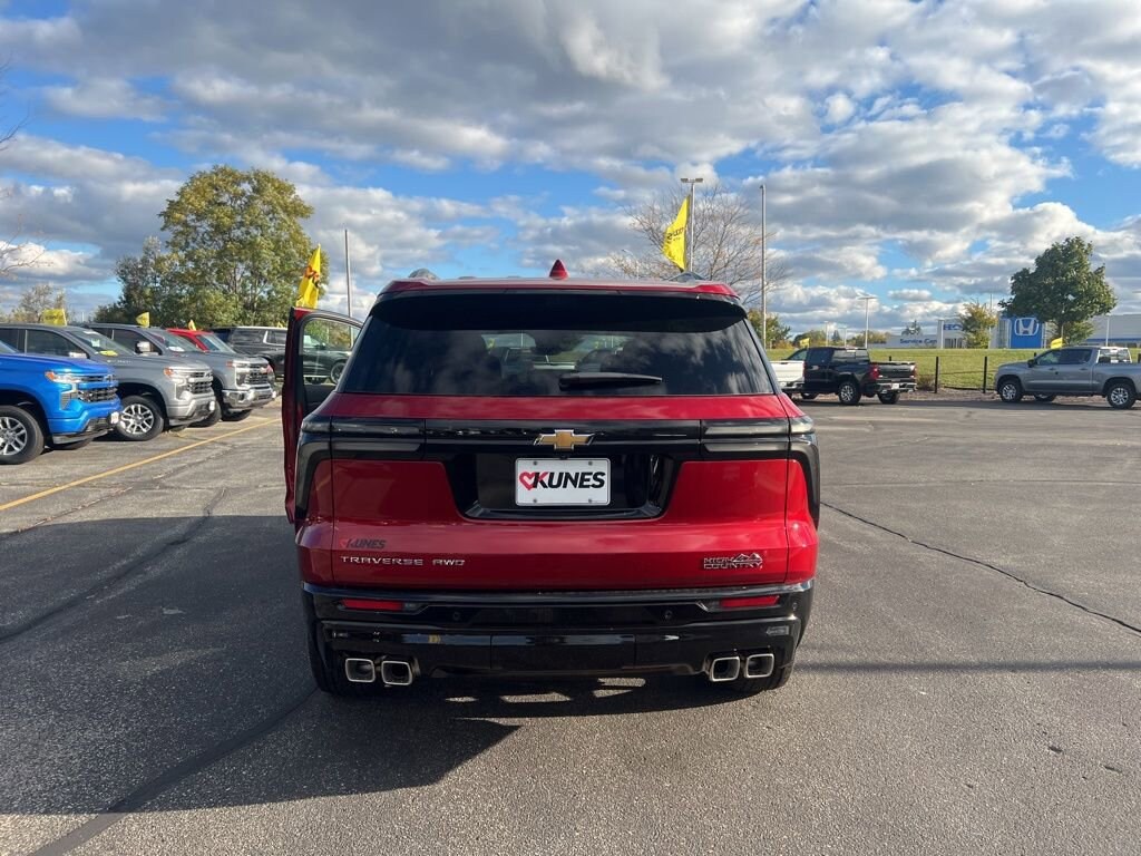 New 2026 Chevrolet Traverse High Country SUV