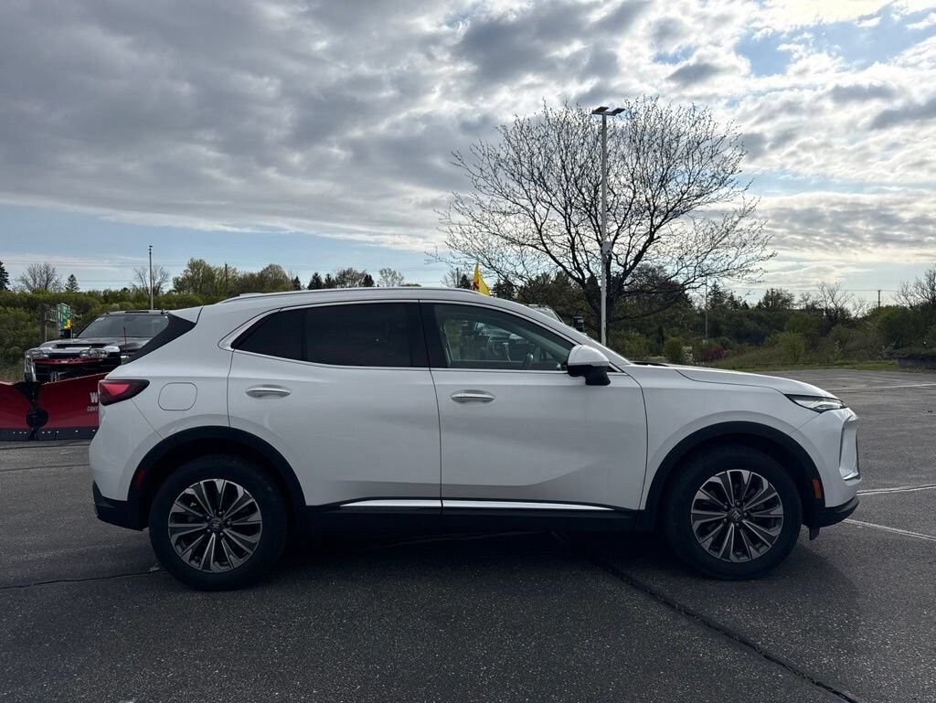 Used 2024 Buick Envision Preferred SUV