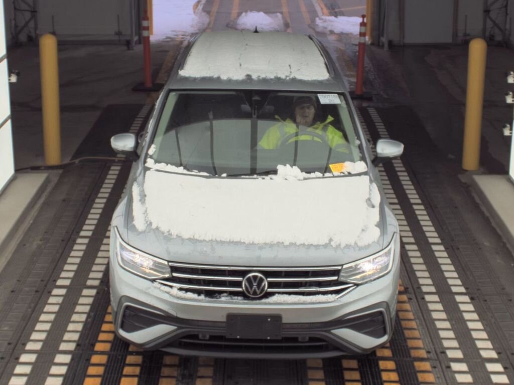 Used 2023 Volkswagen Tiguan SE