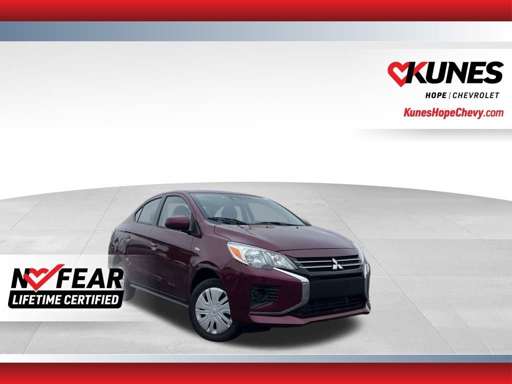 2024 Mitsubishi Mirage ES's photo