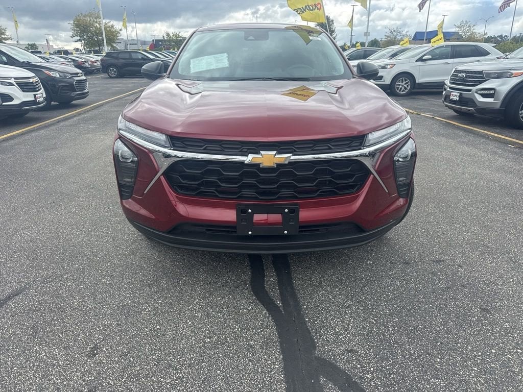 Used 2025 Chevrolet Trax LS SUV