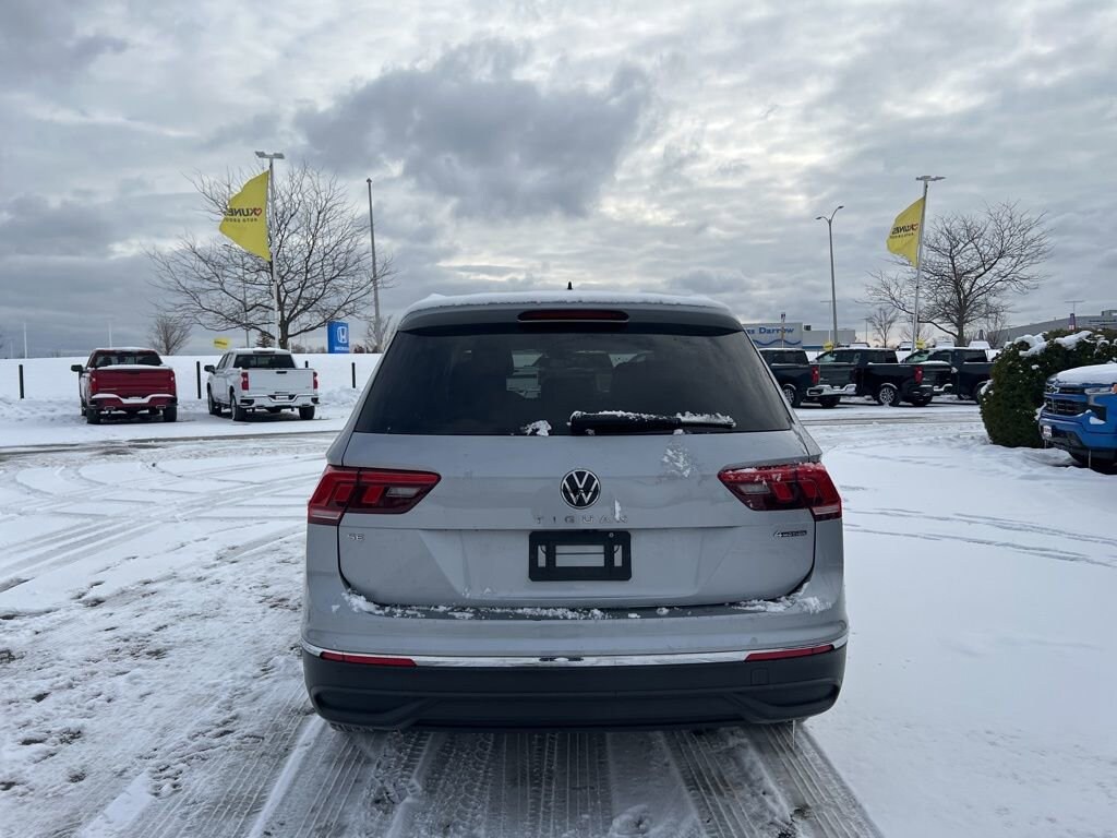 Used 2023 Volkswagen Tiguan SE
