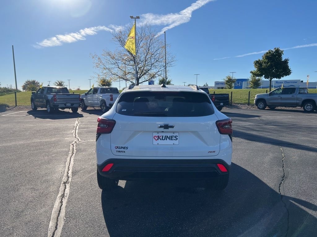 New 2025 Chevrolet Trax 2RS SUV