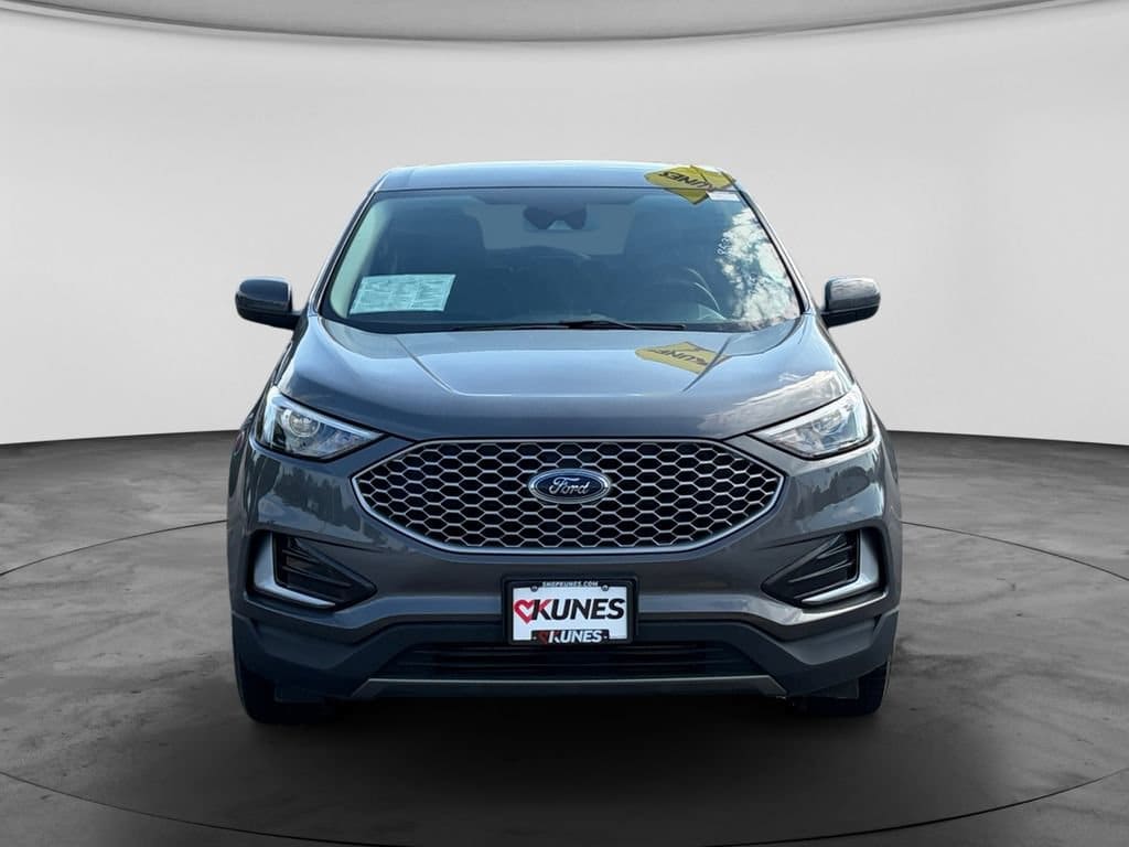 Used 2024 Ford Edge SEL