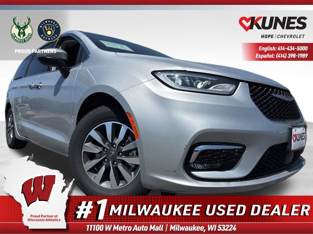 Used 2023 Chrysler Pacifica Hybrid Touring L