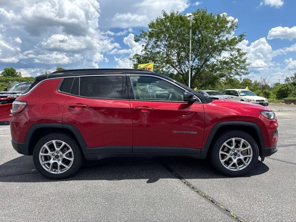 Used 2025 Jeep Compass Limited