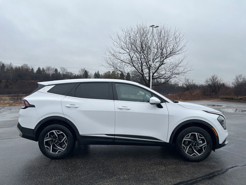Used 2025 Kia Sportage LX