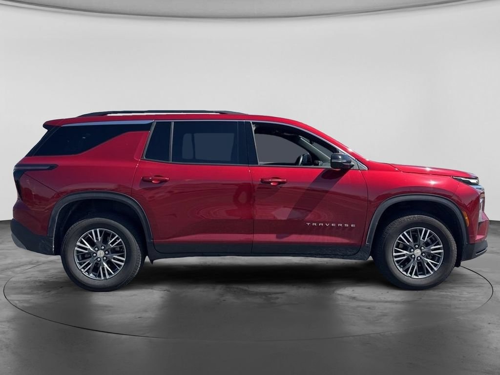 New 2026 Chevrolet Traverse LT SUV
