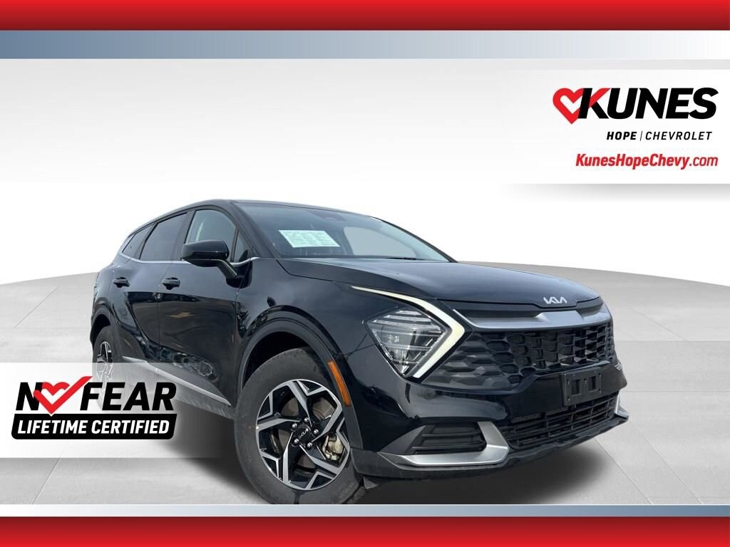 Used 2025 Kia Sportage LX