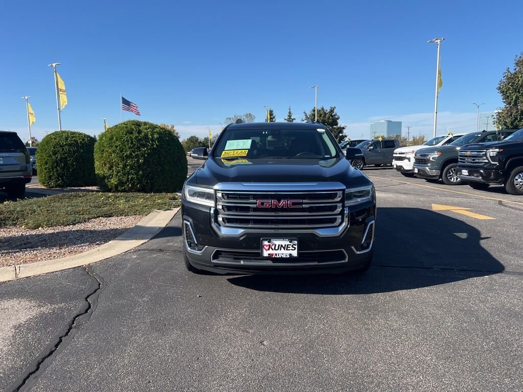 Used 2023 GMC Acadia SLT SUV