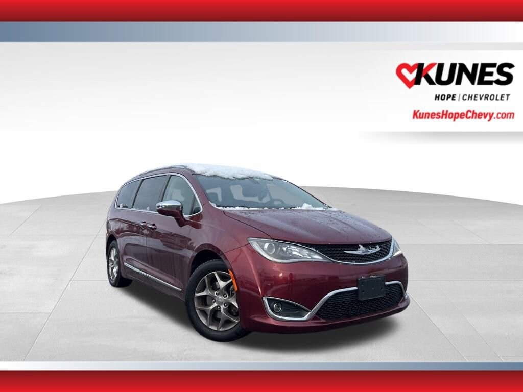 Used 2018 Chrysler Pacifica Limited