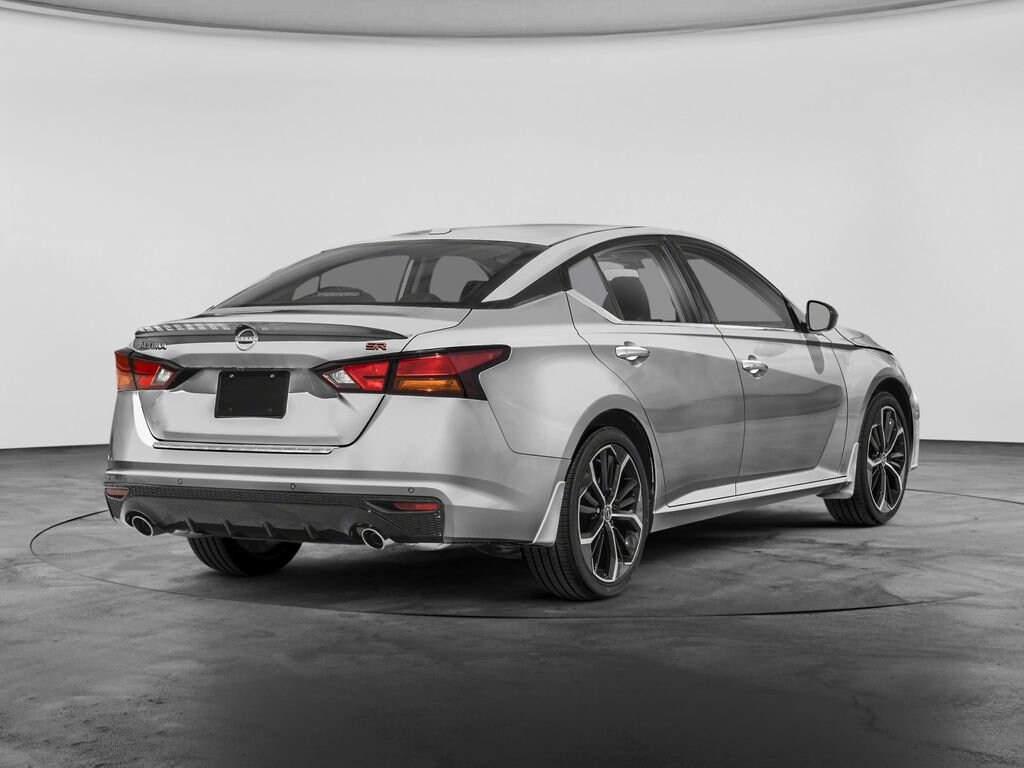 Used 2023 Nissan Altima 2.5 SR