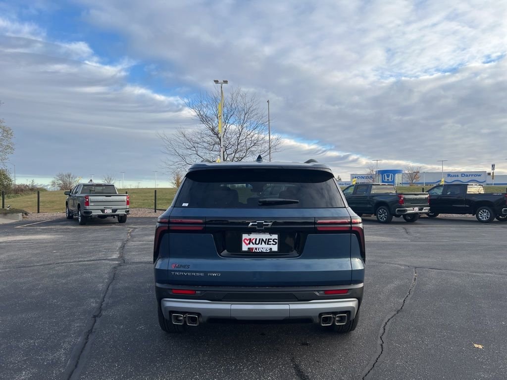 New 2026 Chevrolet Traverse LT SUV