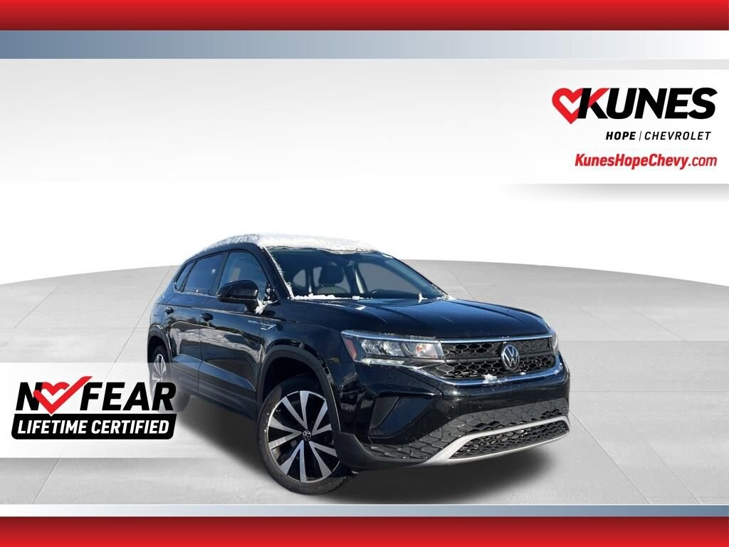 Used 2024 Volkswagen Taos SE