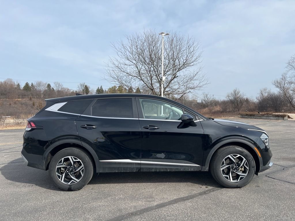 Used 2025 Kia Sportage LX